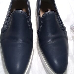 Everlane Blue and White Slip-On Loafers